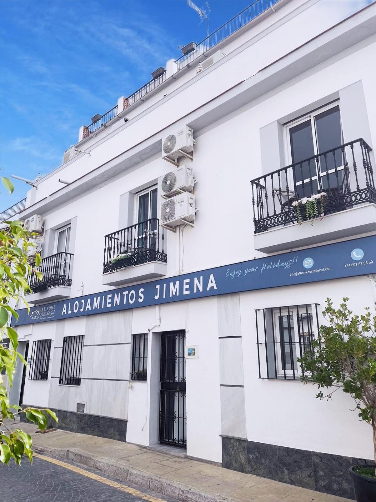 Jimena Maro En El Centro De Apartament