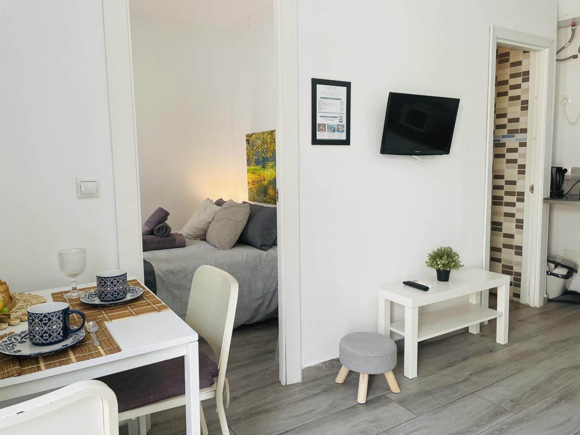 Jimena Maro En El Centro De Apartament Nerja
